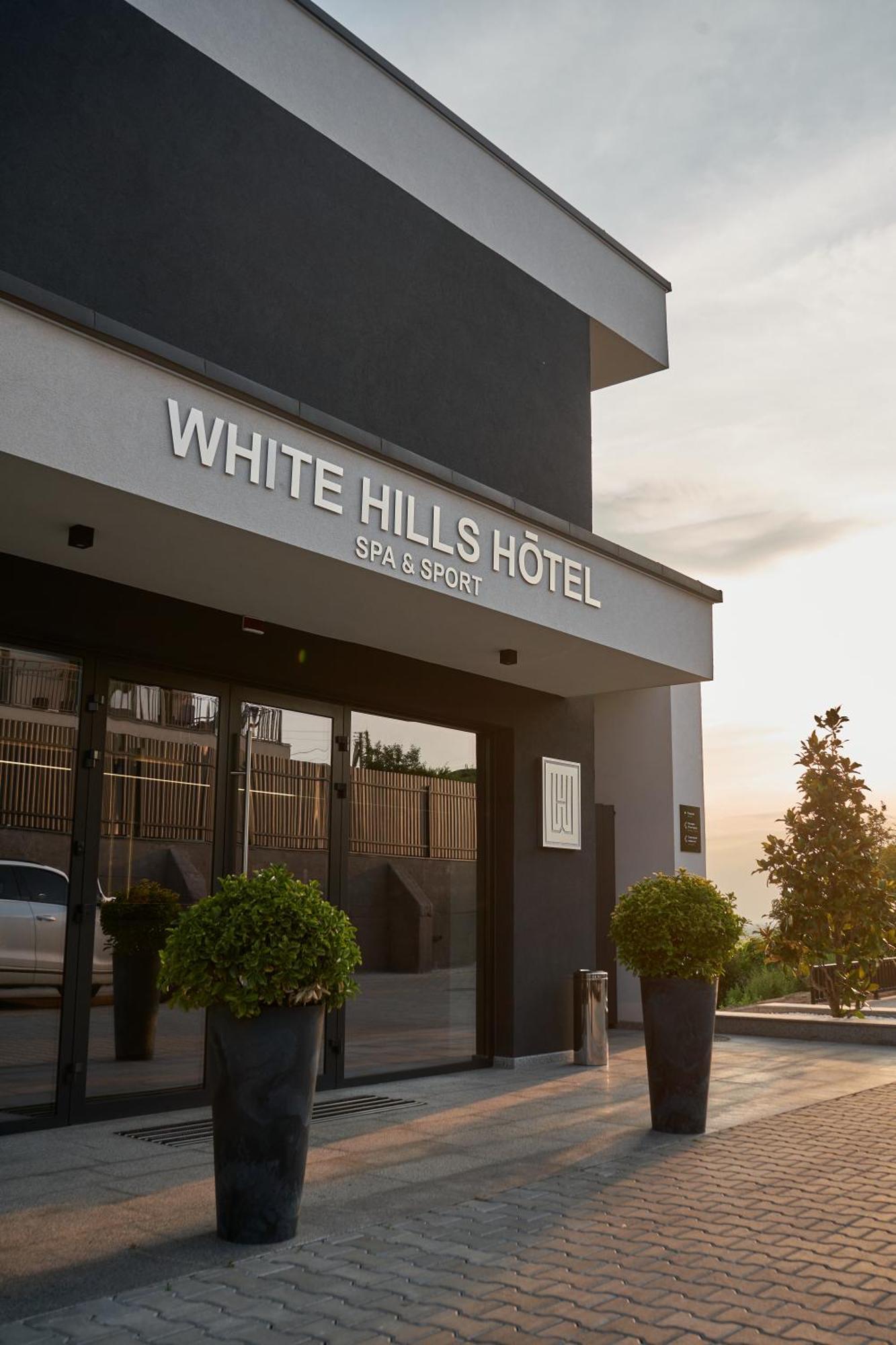 White Hills Hotel Spa&Sport أوزهورود المظهر الخارجي الصورة